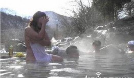 汤悦温泉爆料视频播放,揭秘视频背后的精彩瞬间